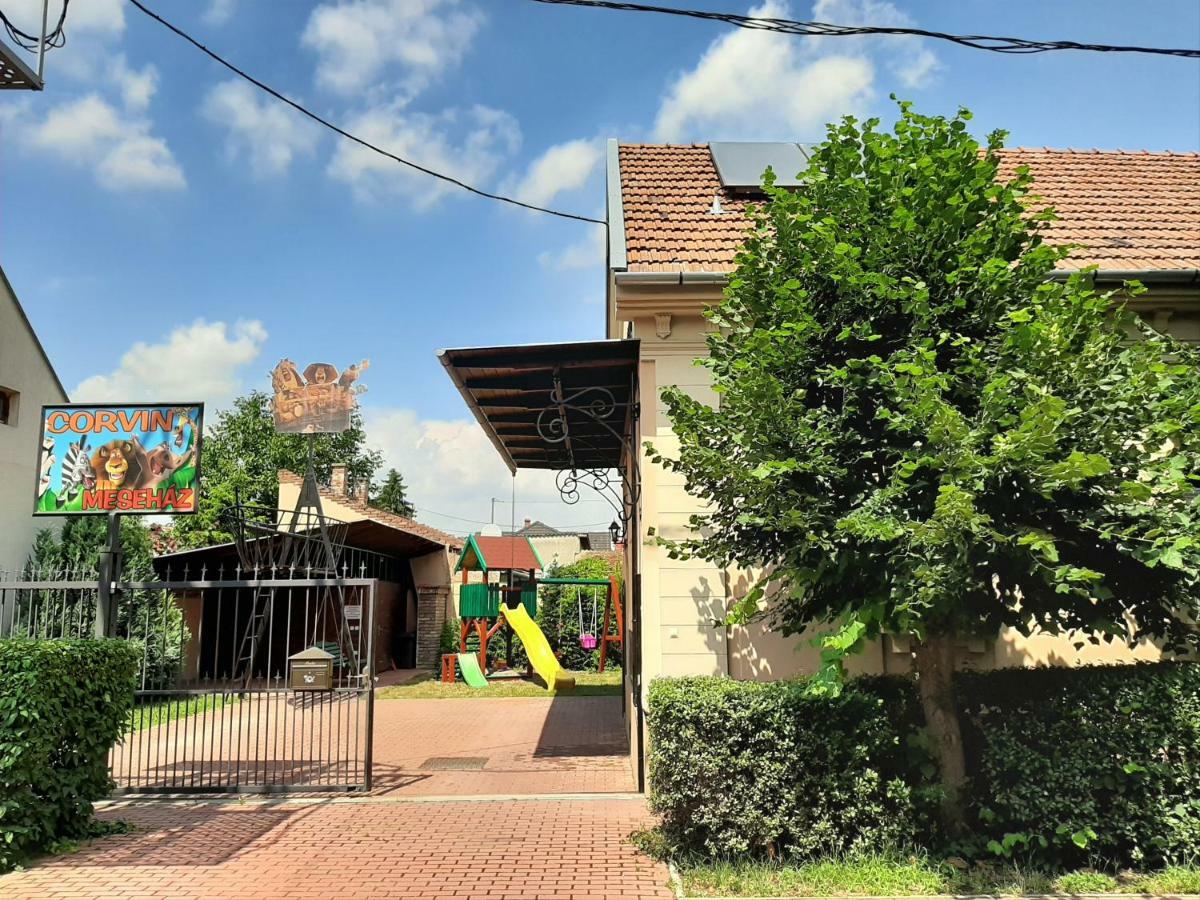 Gyulai Mesehaz Apartman Экстерьер фото
